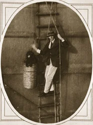 Immer bereit an Land zu gehen: einen Hund in ein Boot zum Landen absenken, Illustration aus The Illustrated War News, 6. September 1916